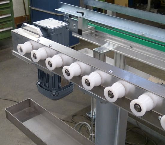 roller conveyor for shafts
